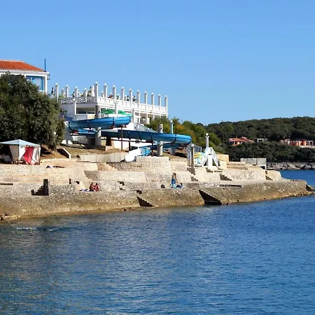 With A Parking Space - 15678 Apartman