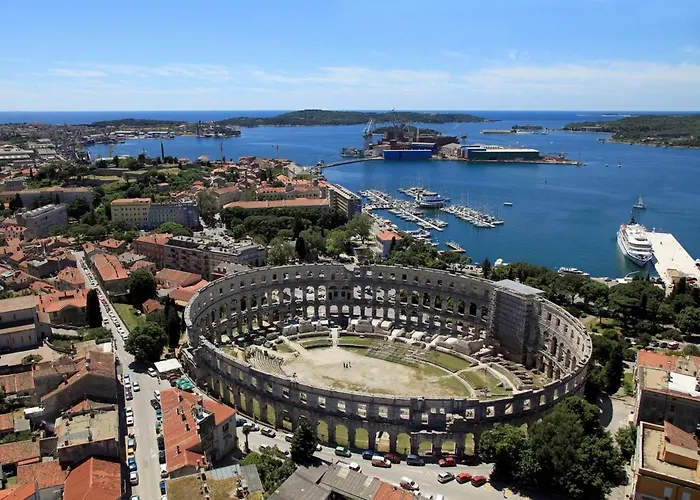 With A Parking Space - 15678 *